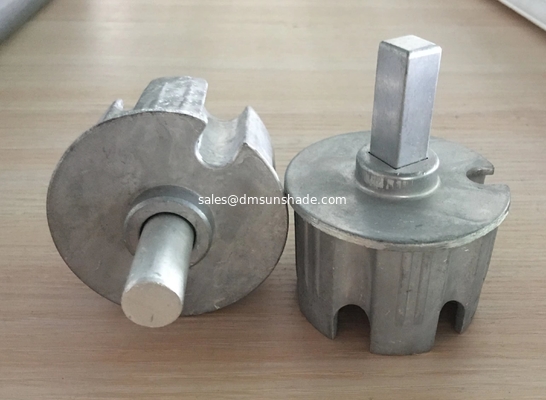 پنجره سایه شمسی قطعات آویزان قابل کشش پرده های رولر لوازم جانبی 70mm آلومینیوم مربع / دور رول پلگ