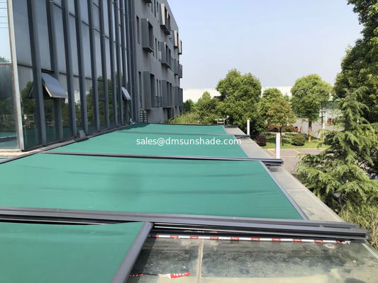 Waterproof And Sunscreen Retractable Roof Awning Sunroom Retractable Awning