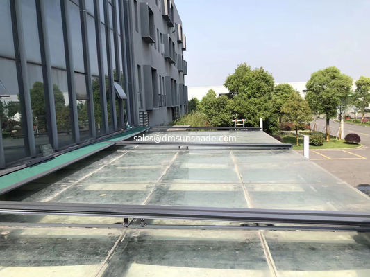 Waterproof And Sunscreen Retractable Roof Awning Sunroom Retractable Awning